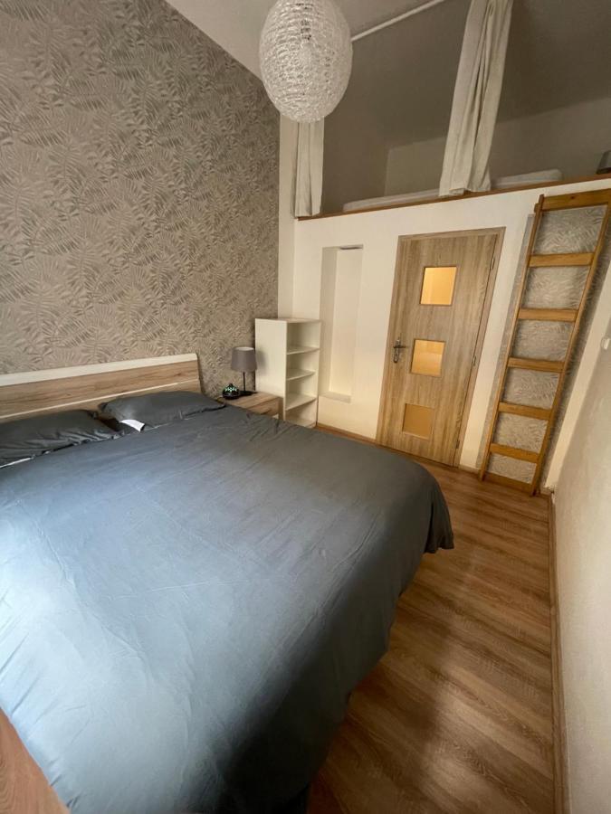 Wenceslas Square Two-Floor Apartment Prague Exterior photo